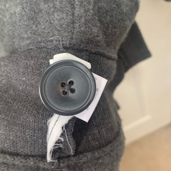 Gap size Medium Grey Cardigan Cape Style with Belt - Picture 6 of 7